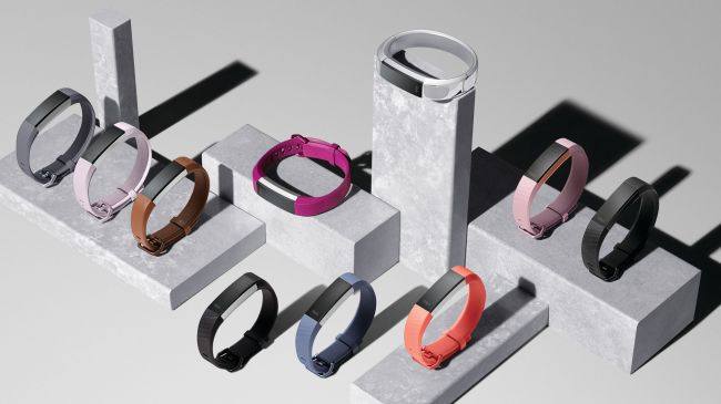Лучшие гаджеты Fitbit: какой подойдет именно вам?