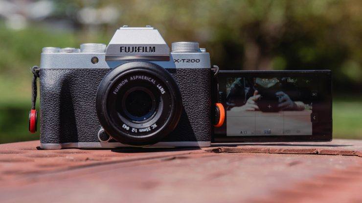 Лучшие беззеркальные камеры для начинающих фотографов