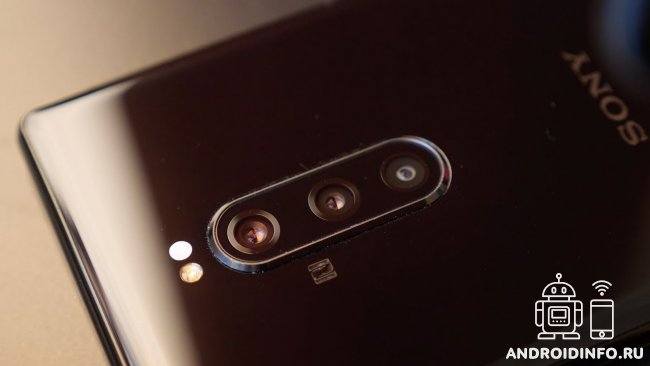 Обзор Sony Xperia 1 - Экран с 4К.