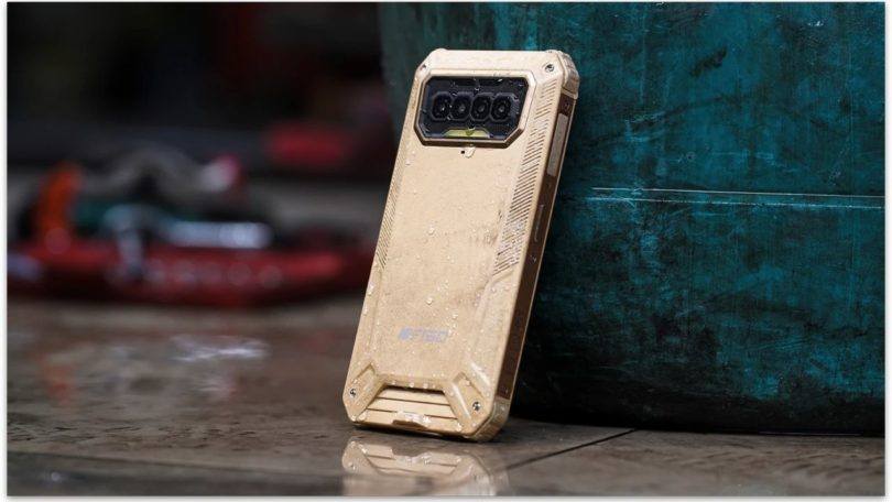 Защищенный смартфон B2021 оснащен батареей на 8000 мАч